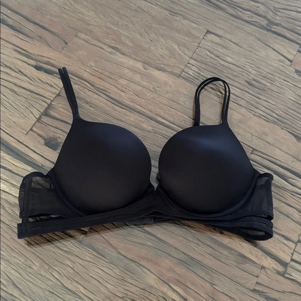 Victoria's Secret Very Sexy Black Satin Caged Mesh Double-Strap Push up Bra 36B